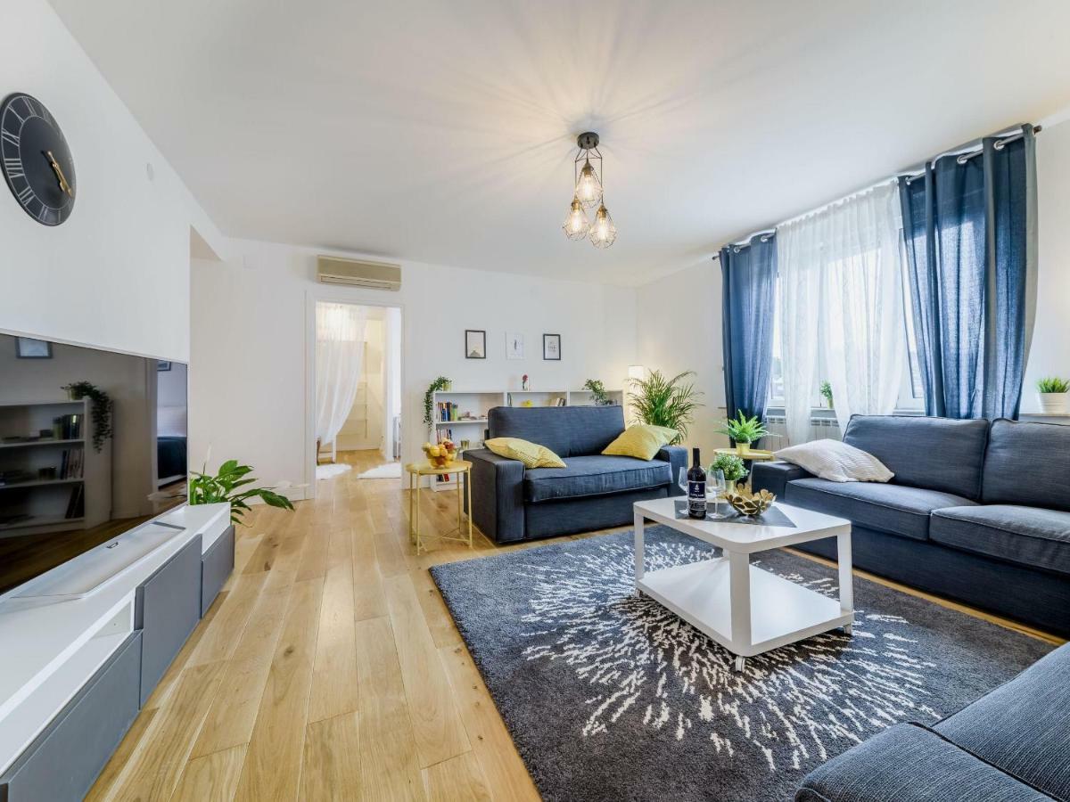 Superior Central Stay Zagreb Buitenkant foto